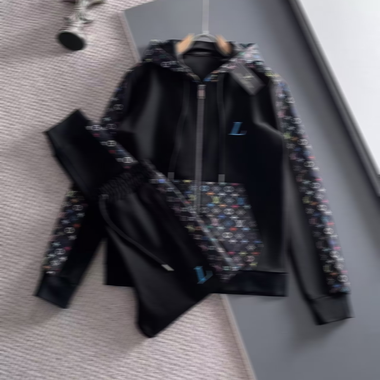 Designer Men Casual Tracksuit man classic letters fruits Men&#039;s Sets Solid Color Sportswear Brand Hoodie Pants Clothing Fashion 2 Pieces Set-image-991674794