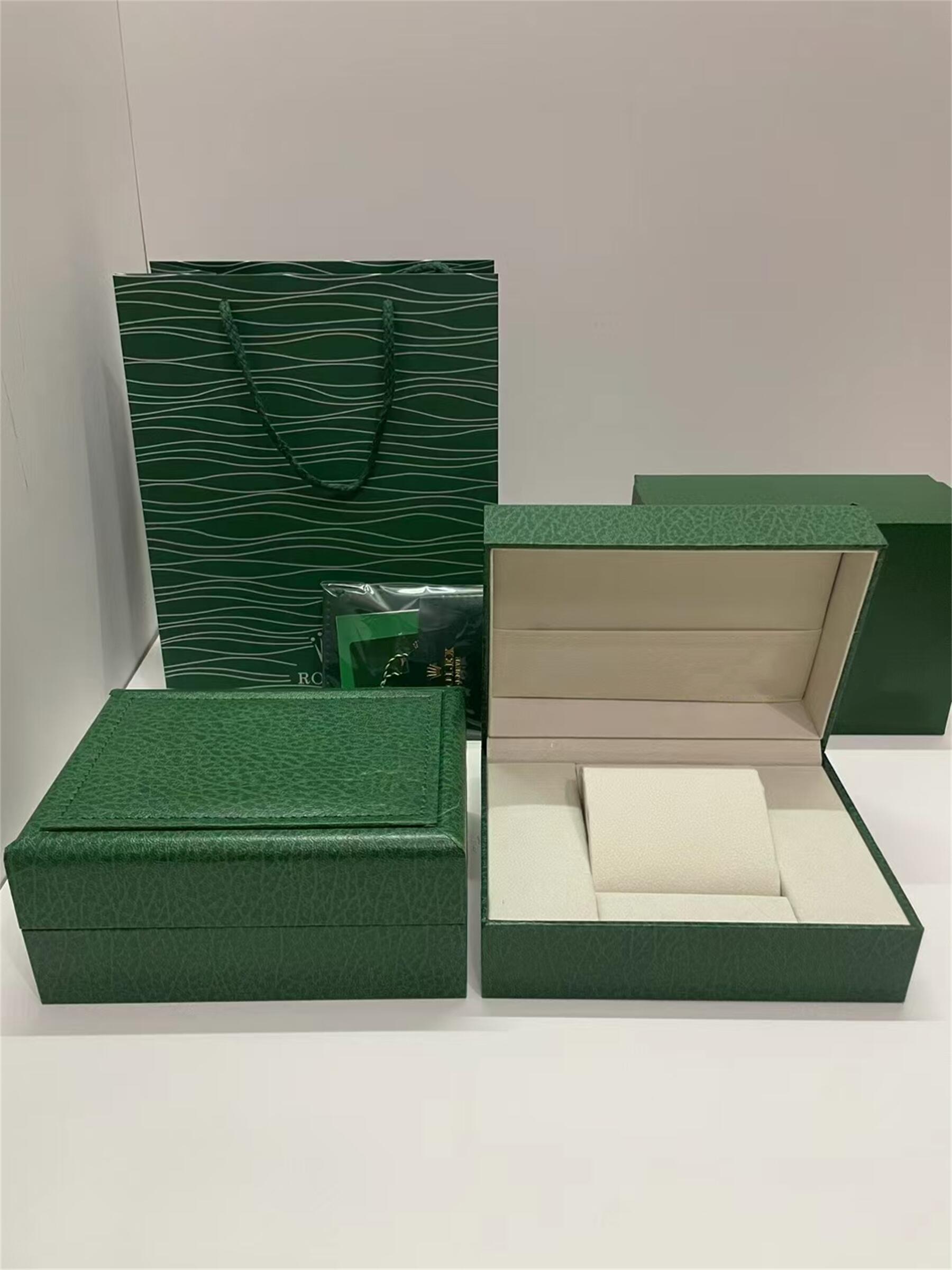 Top Quality Boxes ROLEly watch Original Box Accessories wholesale montre Watches Booklet Card Tags and Papers In English Swiss Watches Boxes Many ar