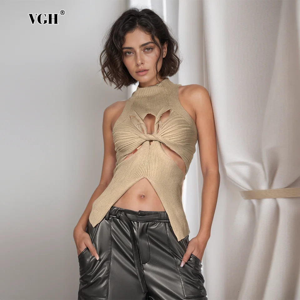 vgh Temperament Knitting Sweater for Women Round Neck Sleeveless Hollow Out Slimming Solid Casual Pullover Female Style 250715