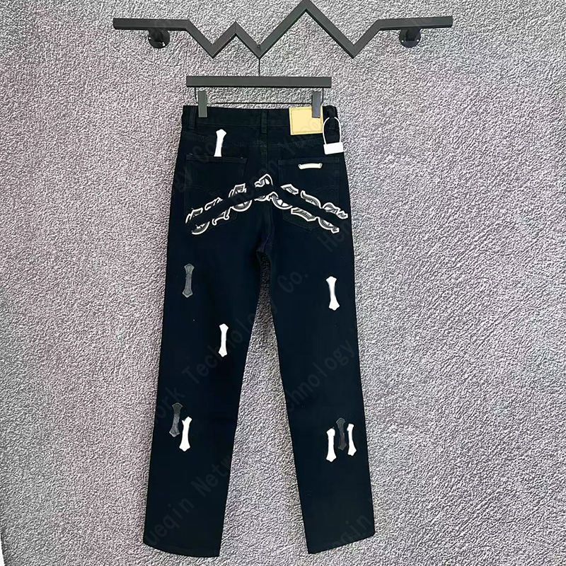 Chrome Jeans Men Women Designer Luxury Denim Pants 2026 New Cross Patch Straight Jeans Hip Hop Streetwear Unisex Fashion Trousers Baggy Wide Leg 8s9