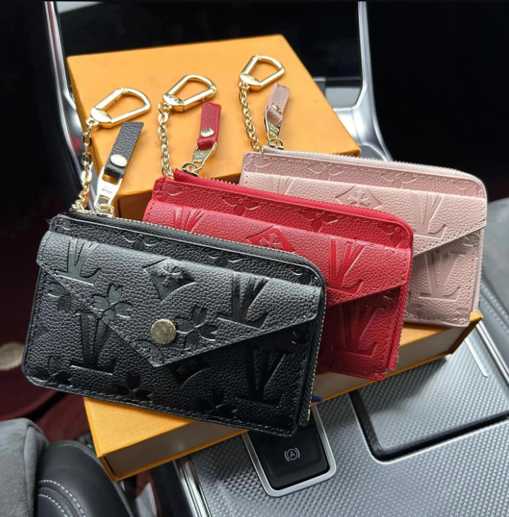 Designer wallets Women Luxurys Keychain Ring KEY POUCH Wallet Purse Wallet short style Holders Coin Purse Shows Exotic Clutch Card Case Holder sm