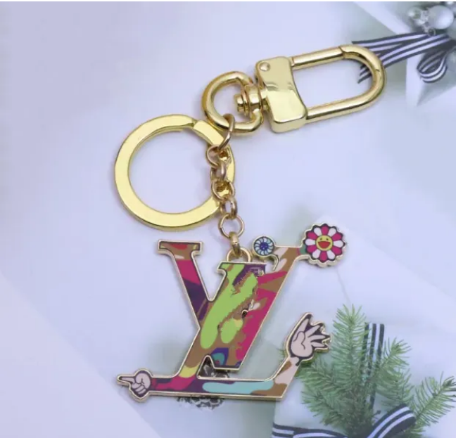 Top Brand Keychains Elegant French Style Metal Letter Keychain Designer Keychains Charm Fashion Bag Pendants Car Keyring perfect gift 20 styles to c
