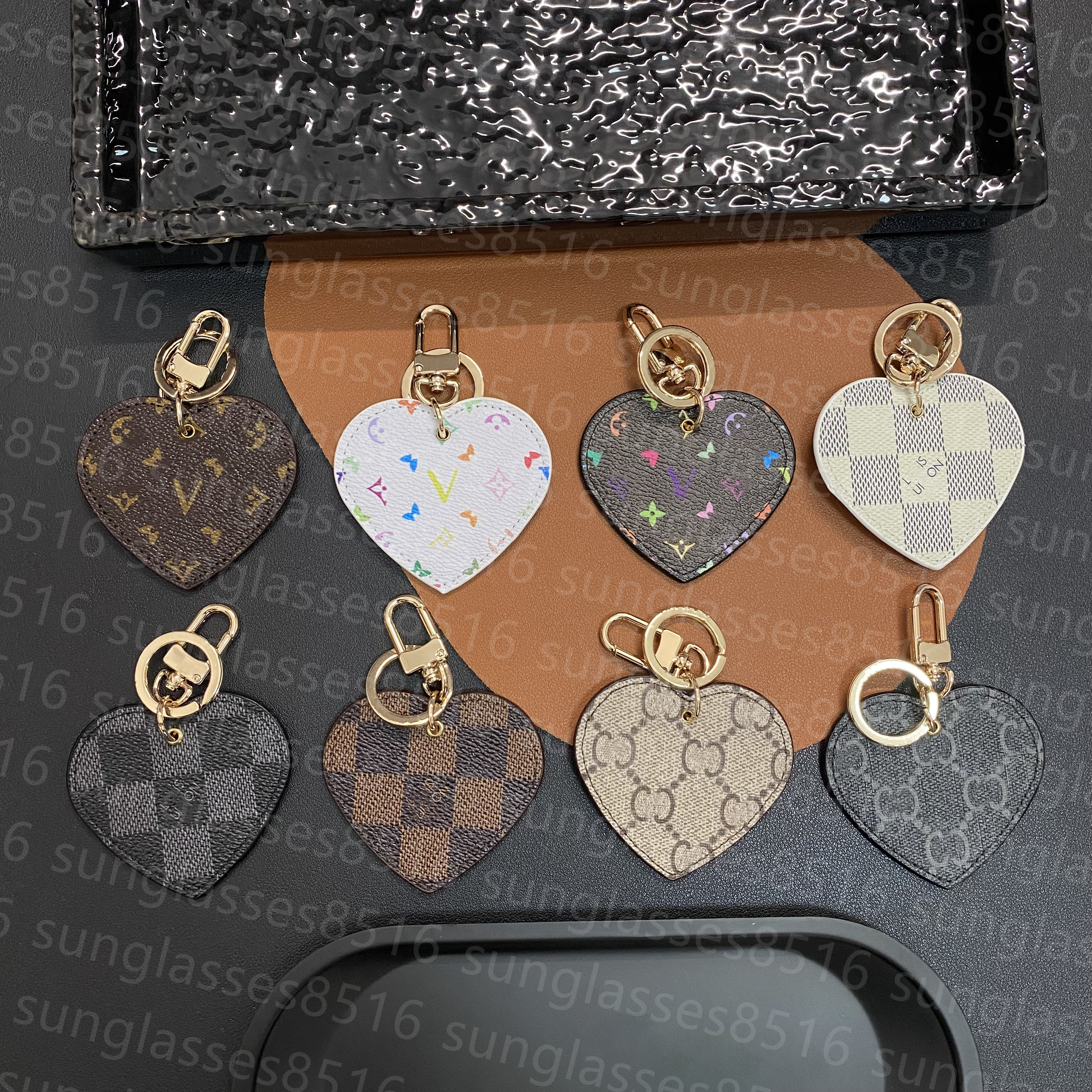 Bag charms designer Metal Chain Letter heart Leather Keychain Handbag Backpack Crossbody Bag Car Key Product Fashion Decoration Accessories