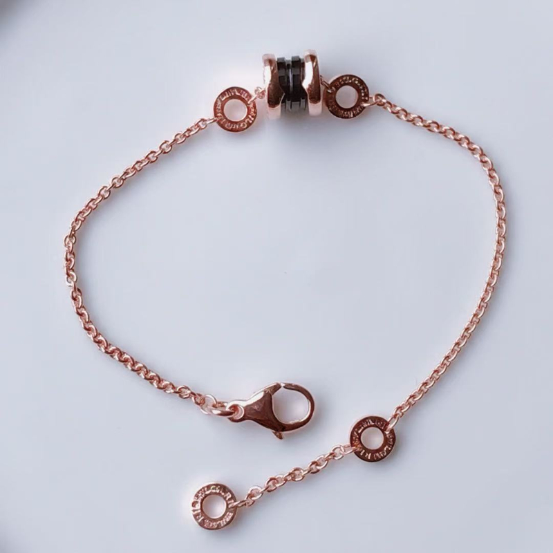 Luxury spring designer charm bracelet for women classic silver black rome numbers letters rose gold link chain bracelets bangle necklace jewelry
