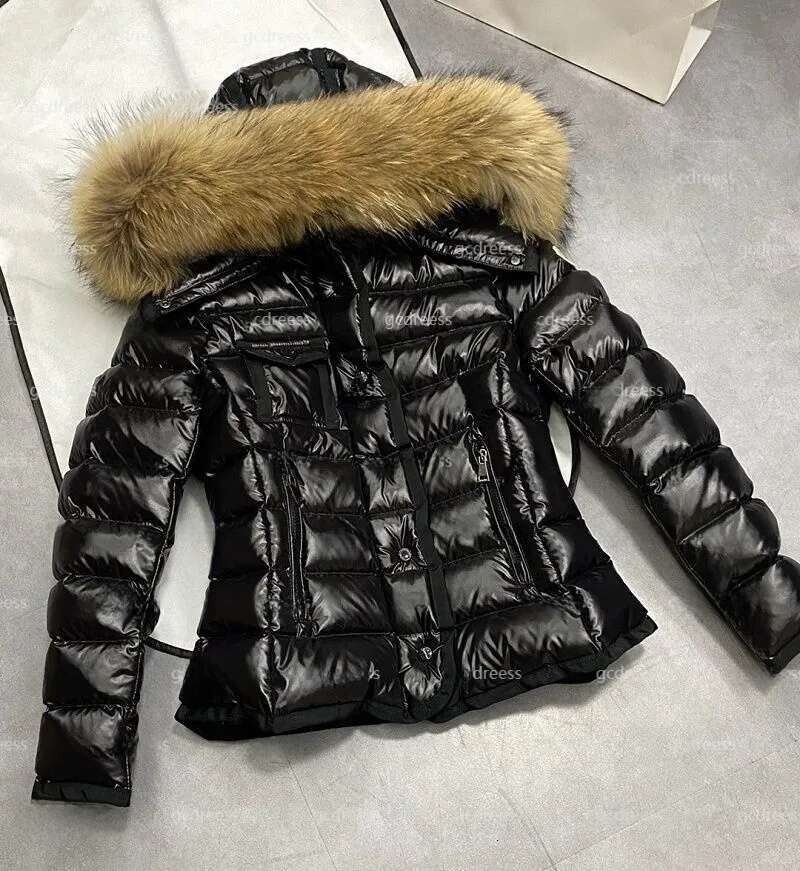 Women puffer jacket Hooded Coat Designer Tops Parka Winter Gift Warm Lightweight Windbreaker Badge Letter Real Down Outwear