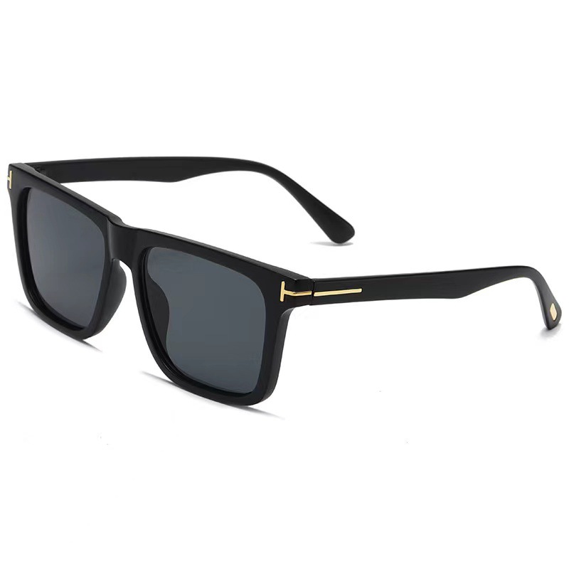 Sunglasses avec boîte party Designer Lunettes de soleil Hommes Femmes Conduite Mode Pour dames hommes