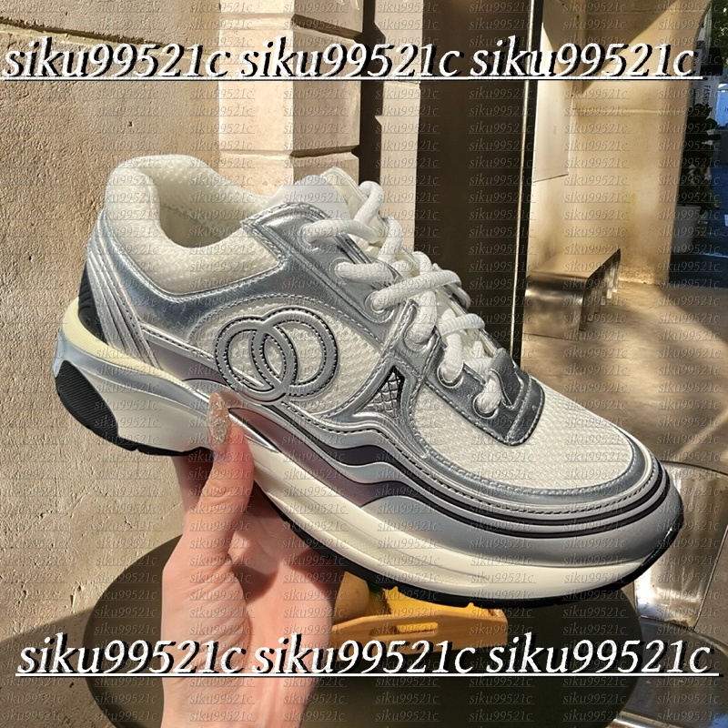 Chaussures de créateurs Fashion Luxury Sneaker Traineur High Quality Run Shoe Casual Lightweight Cushion Sneakion Blanc Blanc Black Femme Sports