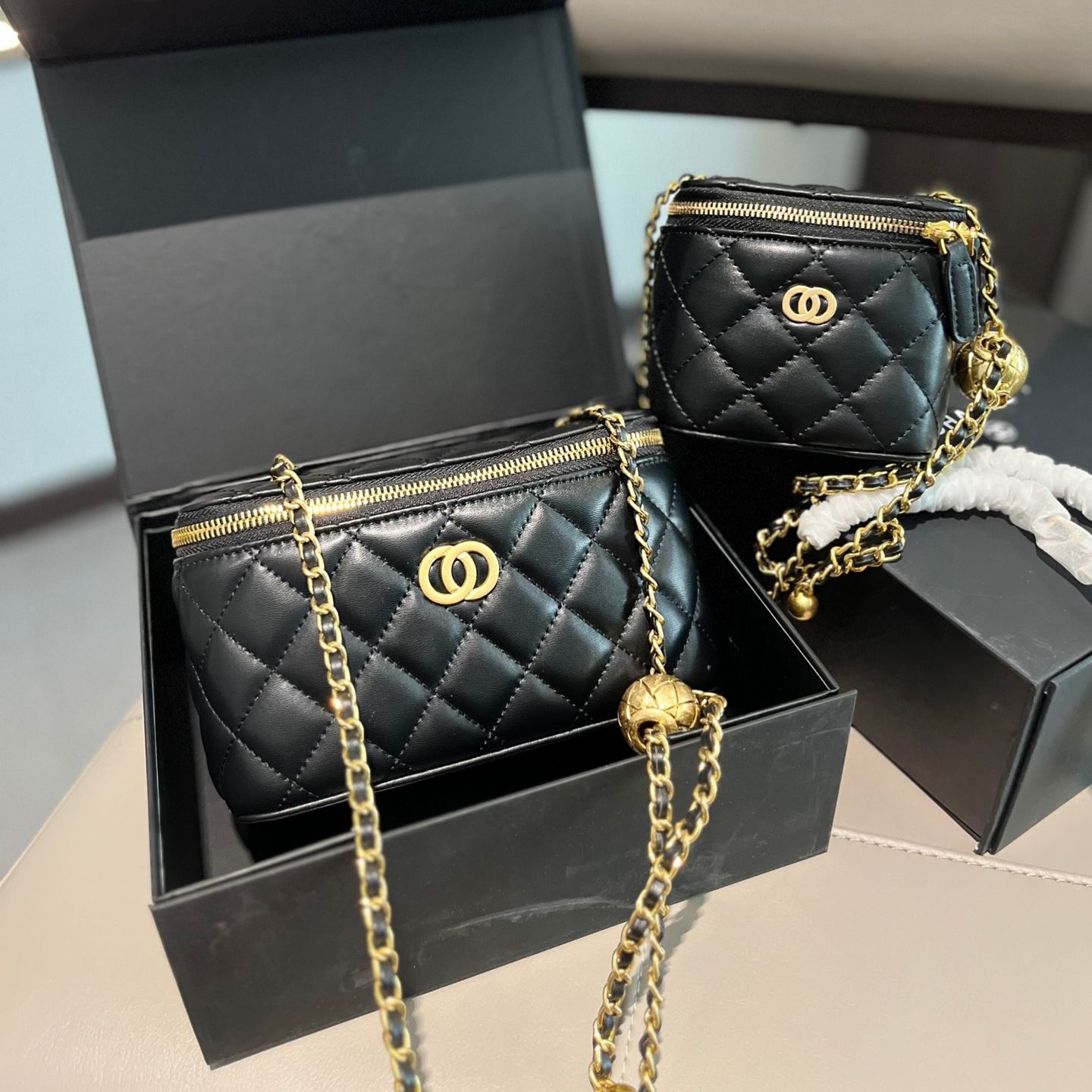 Designer bags High quality With box Bag plaid flap caviar shoulder Handbag Gold Silver chain leather double letter Gold color buckle Luxury women�