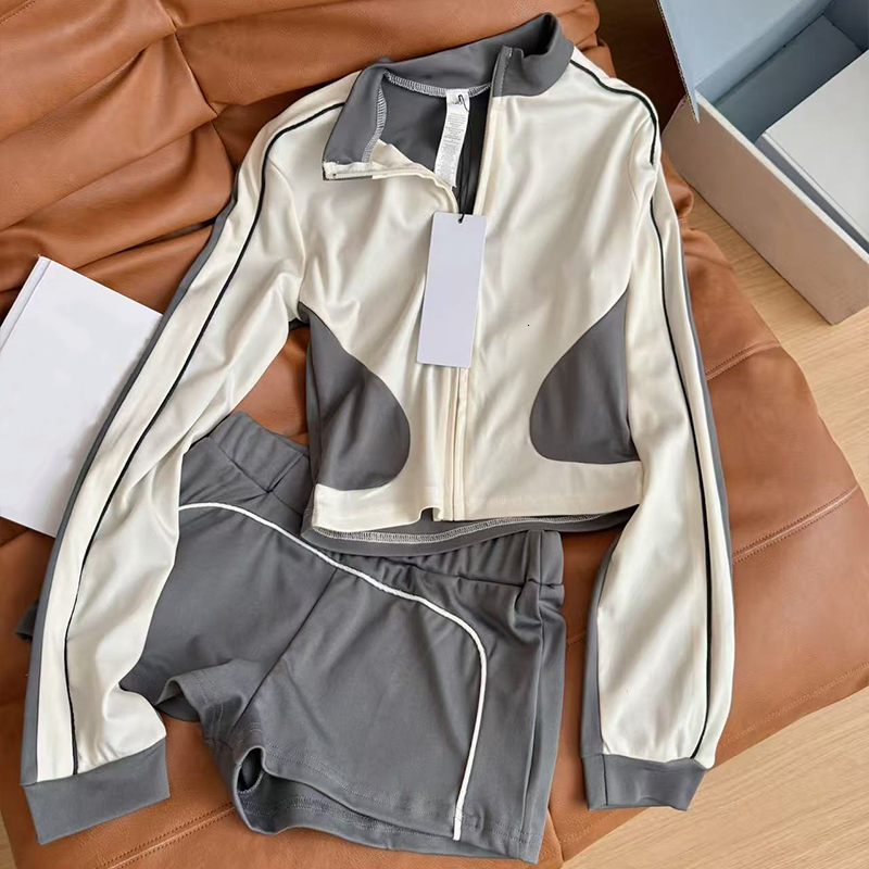 Woman Yoga Suit Logo Letter Contrast Color Long-sleeved Zipper Jacket + Shorts Stitching Color Colorful Sports Suit Gym Running Rugby Baseball Cy-image-1068061165