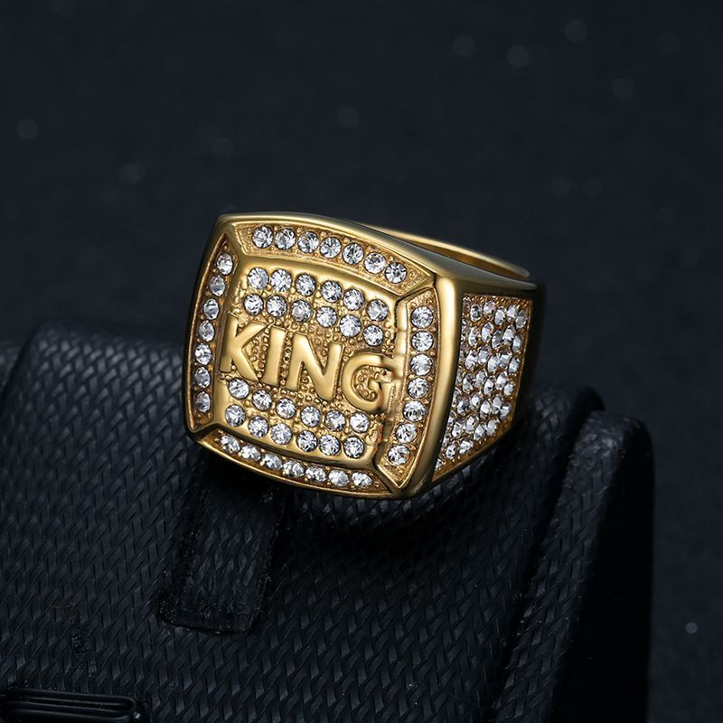 Free Shipping 2025 New Designer Accessories New Hip-hop Style Ring For Men Titanium Steel Vacuum Gold Plated With Rhinestones KING Men's Ring