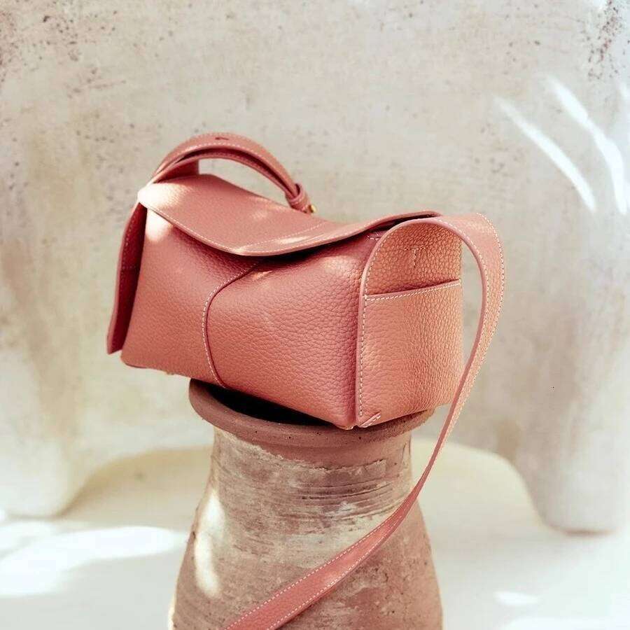 Luxurious designer New Lychee Pattern Mini High Quality Messenger Bag