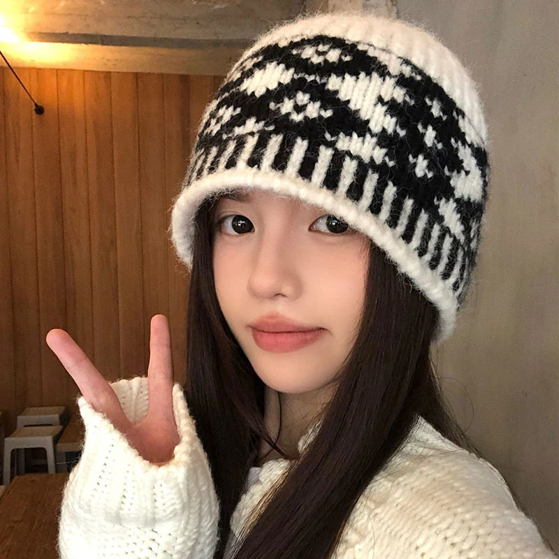 Womens Knitted Cap Wool Mixed Retro Wool Hat For Keeping Warm Big Head Sized Cold Proof Hat For Male Head 250725