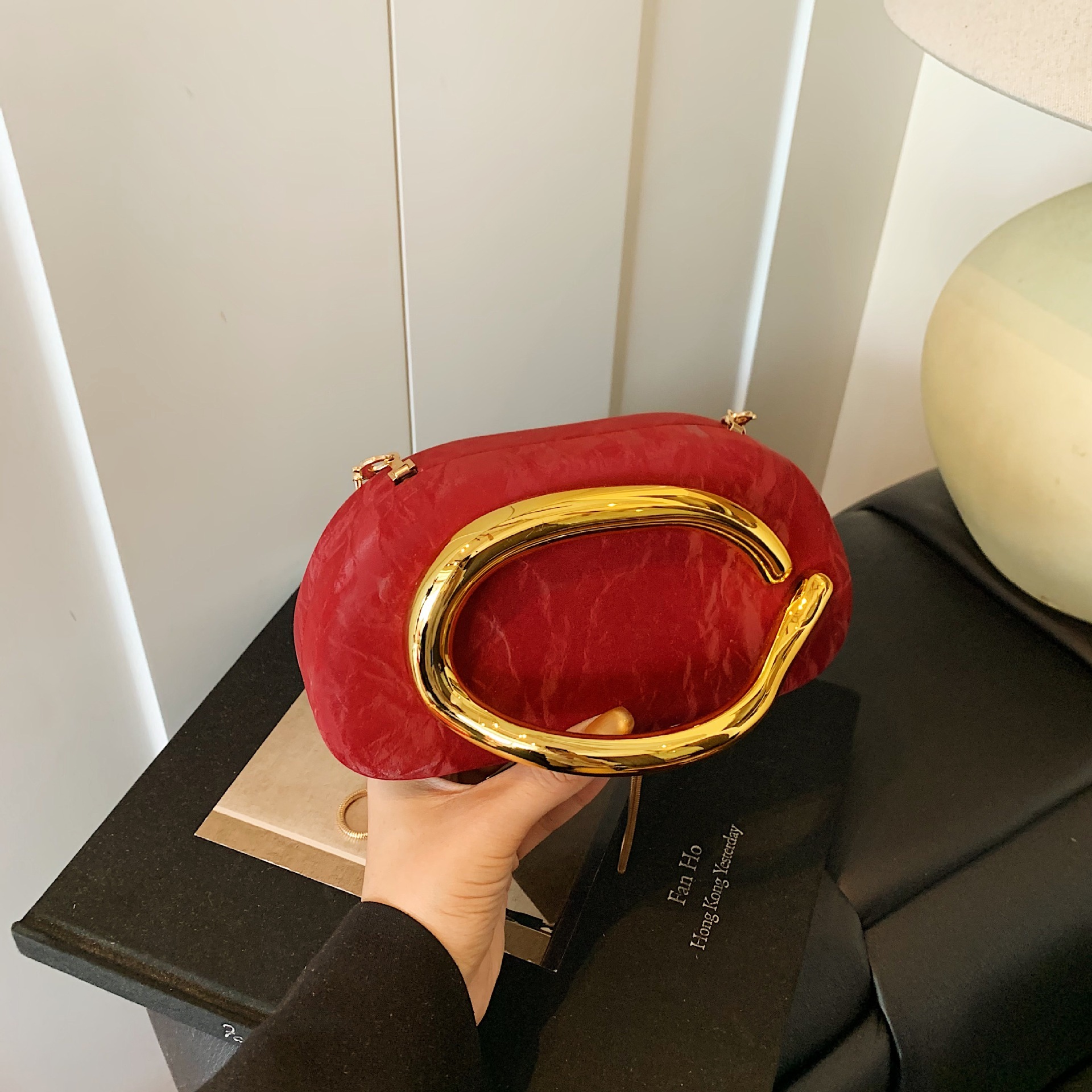 Luxury Brand Designer Bag Fashion Acrylic Crossbody Bag For Women, European And American Style Hot Girl Chain Bag, Niche Design Clutch Crossbody Bag