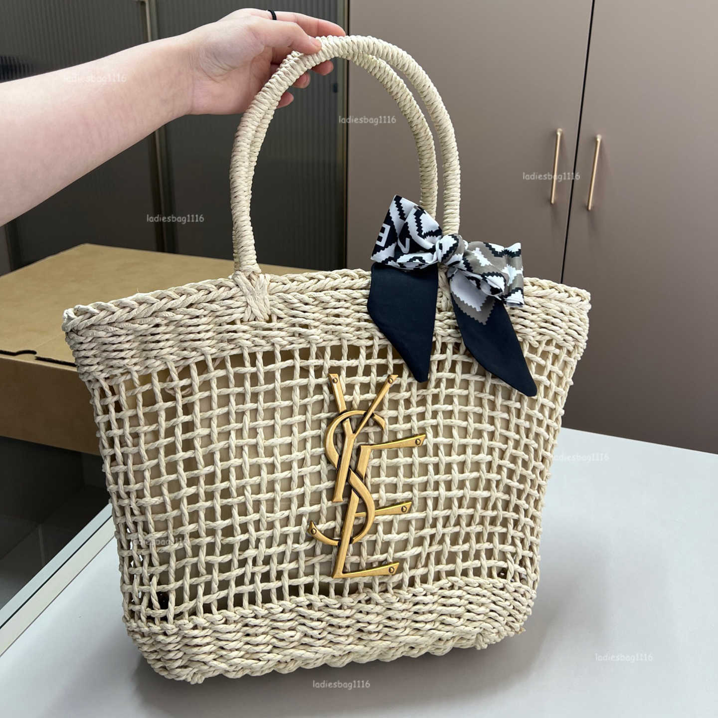 Totes Luxury Tote Bag beach bag Designer Bag Straw bag Shopping Bag high-quality and fashionable summer woven outdoor travel large capacity handbag