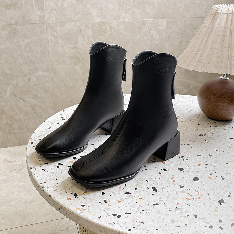 Fashion Stylish Luxury Women Shoes Leather Short Boots Women Pointed Toe Boot Hip hop Rock Punk Gothic Style Designer Boot Shoes Convenient Casual V