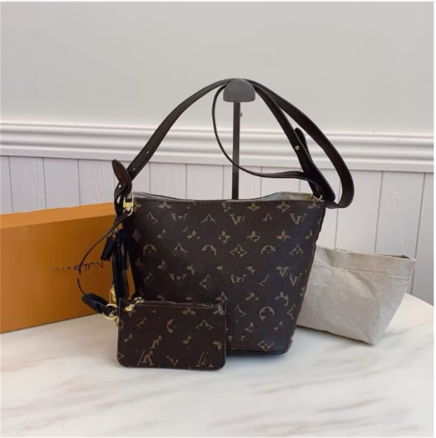 Designer Bag Tote Bag Shoulder Bag Crossbody Bag Luxury Handbag 2025 New Fashion Large Capacity Shopping Bag High Printed Crossbody Women's Bag