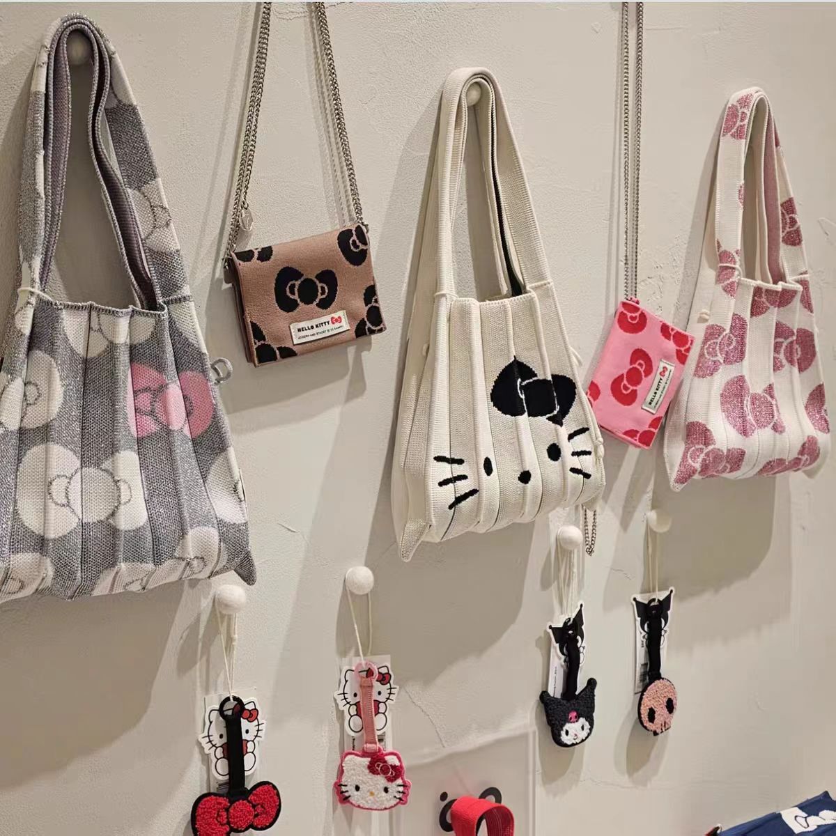 Korean Fashion Cute Cartoon Kitten Women's Handbag Free Shipping Designer New Pleated Organ Bag Shoulder Bag Casual Shopping Bag