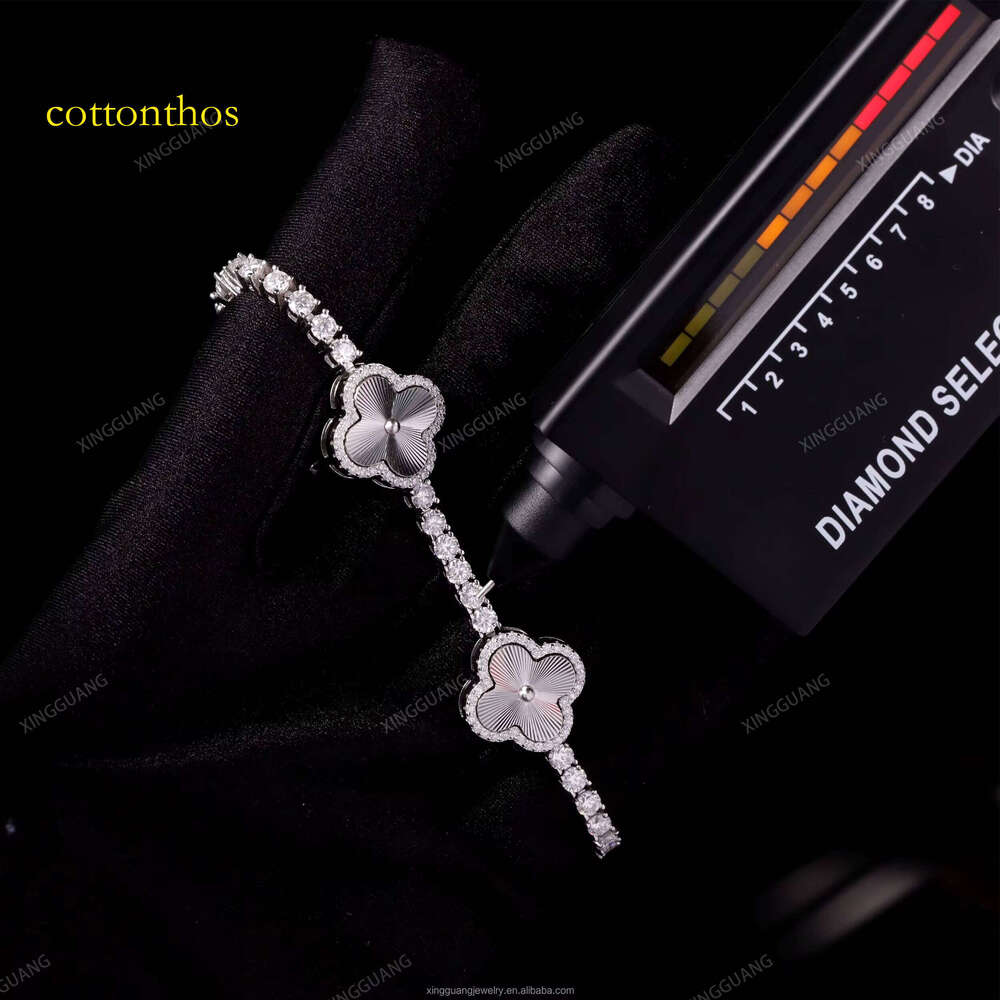 XingGuang New Arrival Fashion Femme Design Sier VVS Moissanite Dia Iced Out Four Leaf Clover Tennis Chain Bracelet