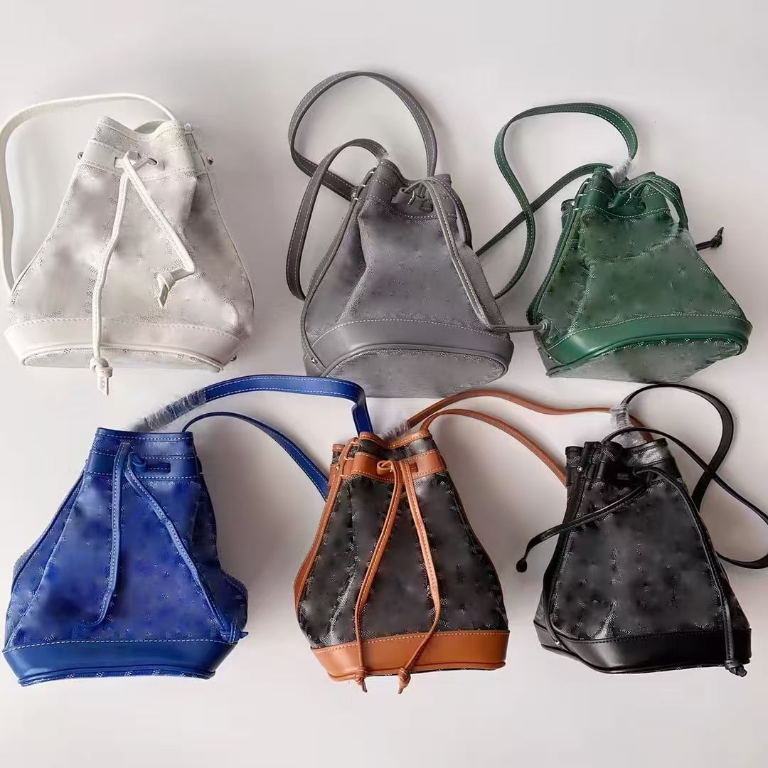2025 new 10A high quality designer model bucket bag Convenient handbag or slanting shoulder old flower full print drawstring closure patchwork leath