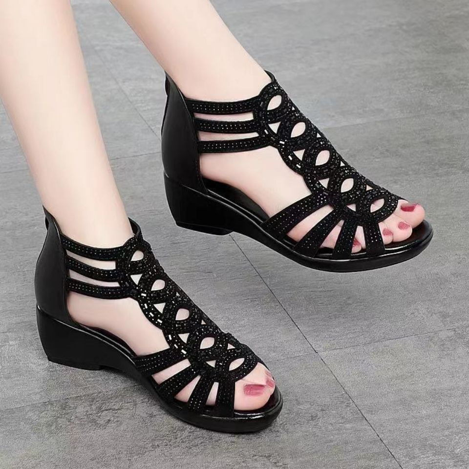 Designer élégant mode peep toe soft seme rhinaistone chaussures femme creuse out mary jane chaussures modes en plein air plage d'été promenade ch