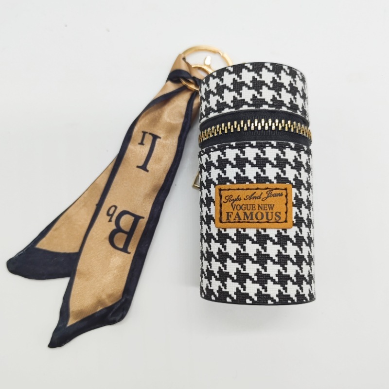 Free Shipping On 2025 Summer New Designer Bag Versatile Benefit Luxury Small Bag Fashion Portable Lipstick Bag Small Pendant Coin Purse High-quality