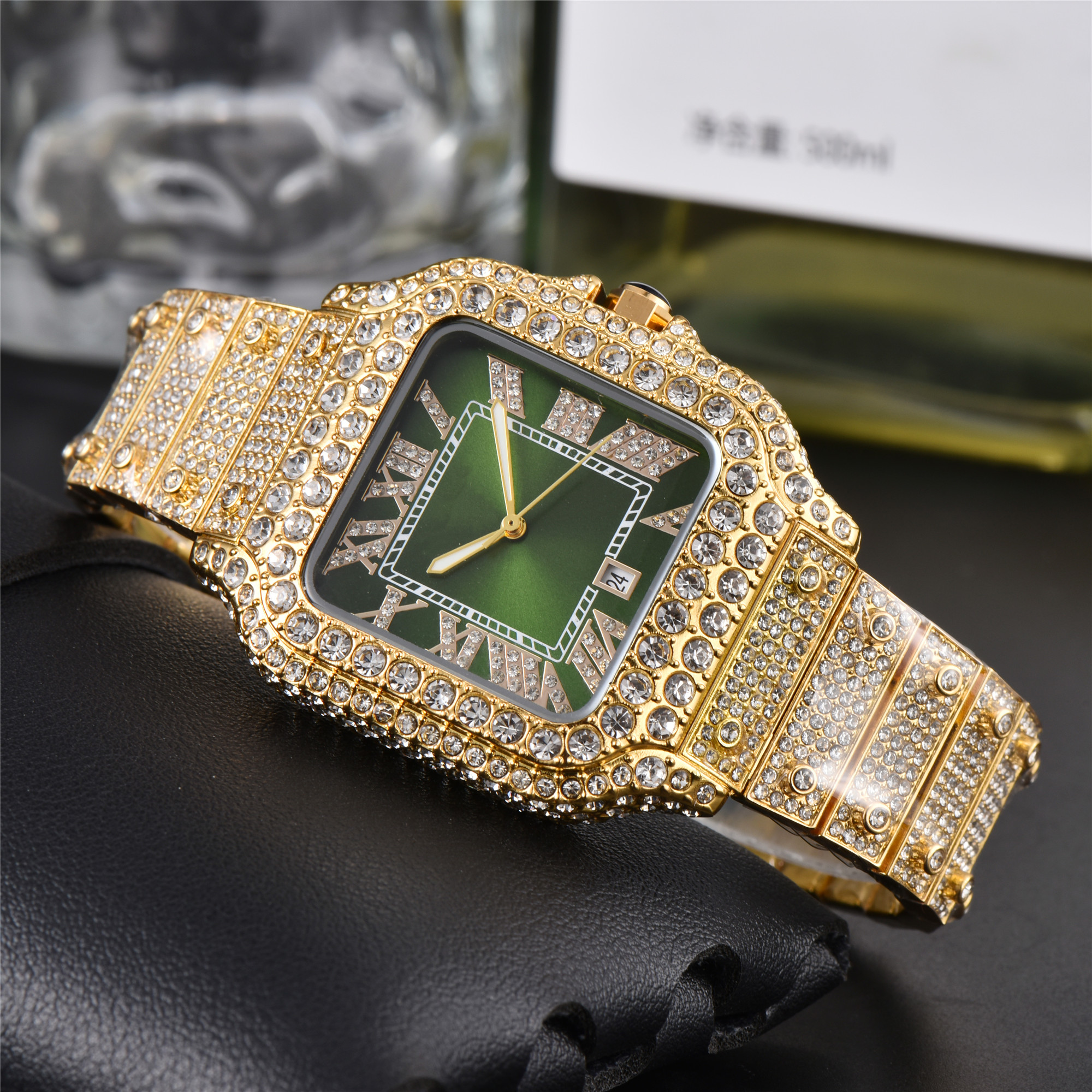 NEW All-diamond men's high-quality watch with three hands and multiple functions - trendy and fashionable quartz watch