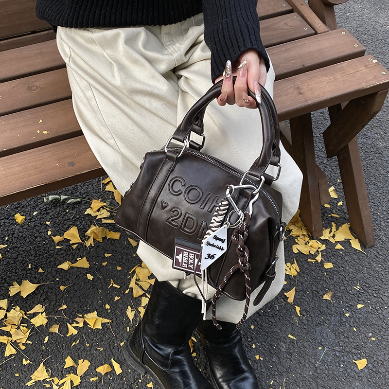 Muse Luxury Designer Bag Solid Color Large Capacity Handbag 2025 Early Spring New Korean Style Niche Design Crossbody Bag Textured Fashion Pillow Ba