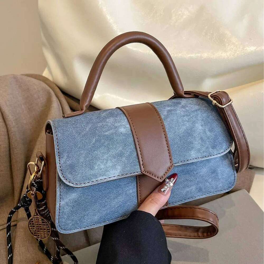 Elegant vintage women s crossbody Versatile small square handbag Summer new collection Niche Design Fashionable shoulder bag