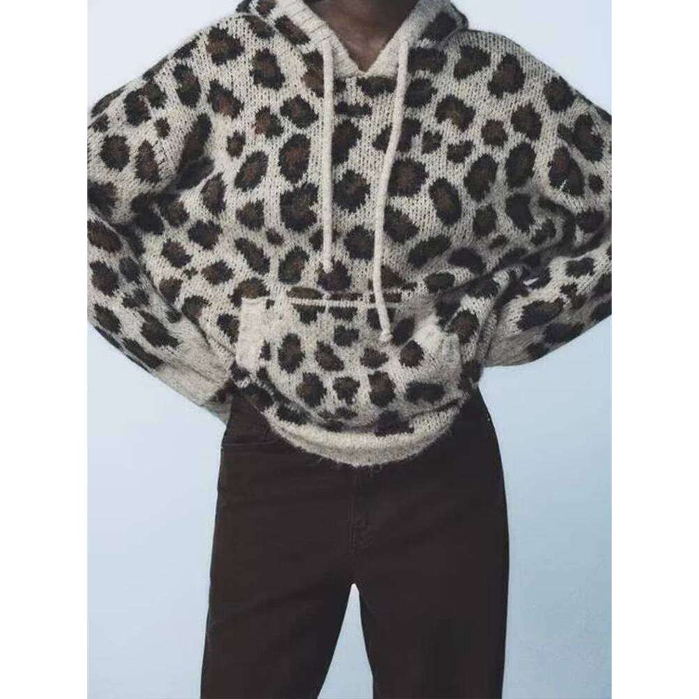 Women's Autumn And Winter New Arrivals Casual Loose Leopard Pattern Jacquard Hooded Knitted Sweater MDNG