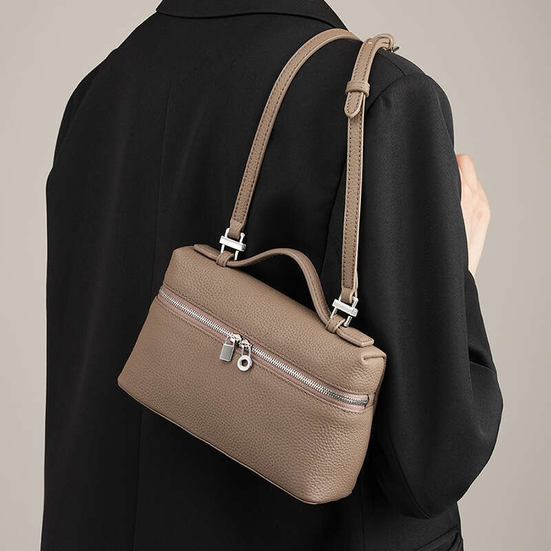 Top Layer Cowhide Lunch Genuine Leather Women's 2025 New Gigi Style Handheld Box Crossbody Small Bag designer bag