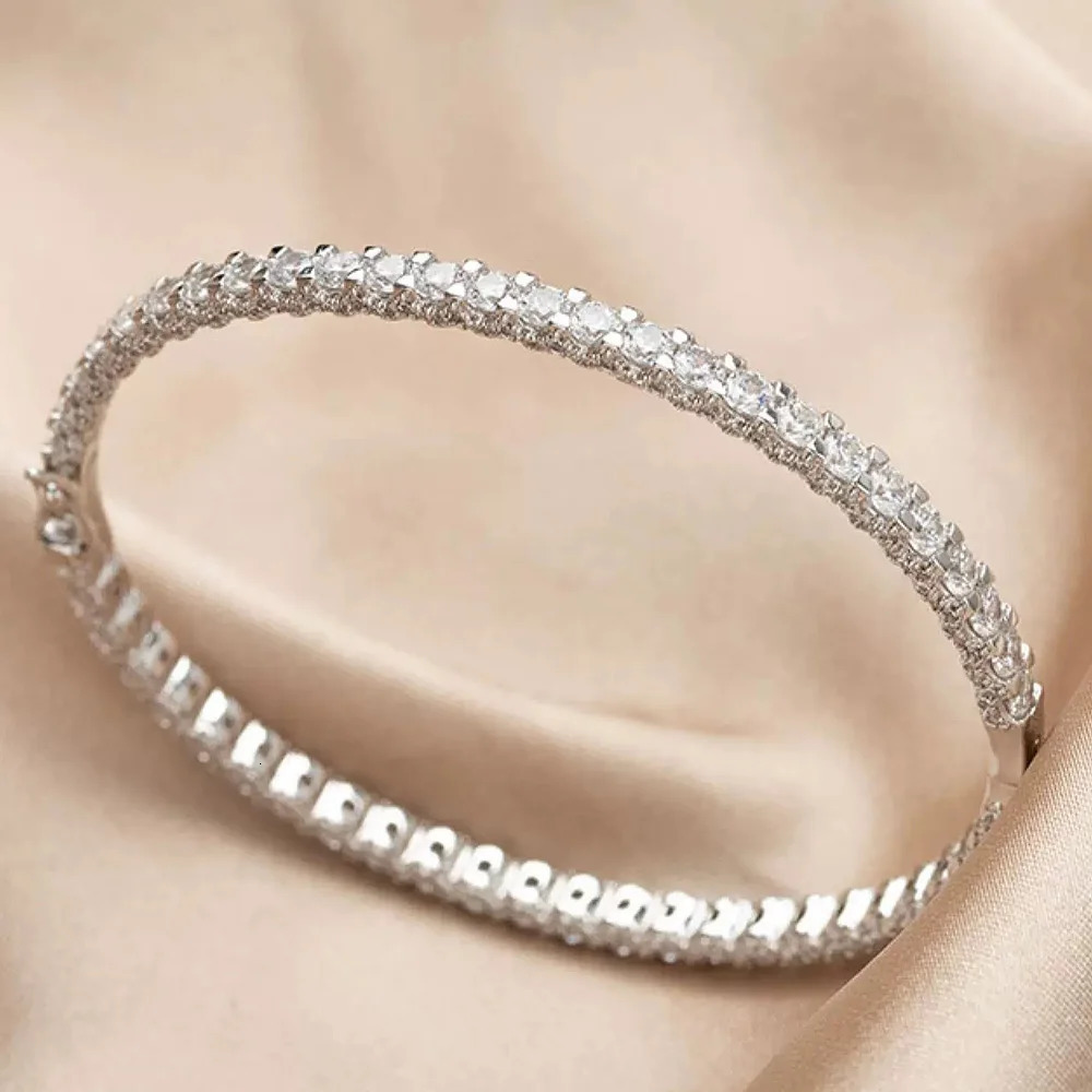 Top Quality Fashion Lovely Bangle Pure Sterling 925 Silver Jewelry For Women Bangle Cute Diamond Party Gift Jewelry 250722