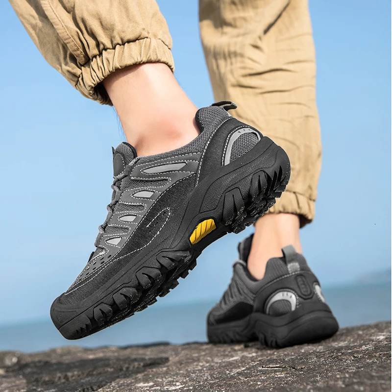 Summer High-Quality Simple Outdoor Mesh Breathable Large Size Mens Shoes Casual Hiking Shoes Breathable Comfortable 250725