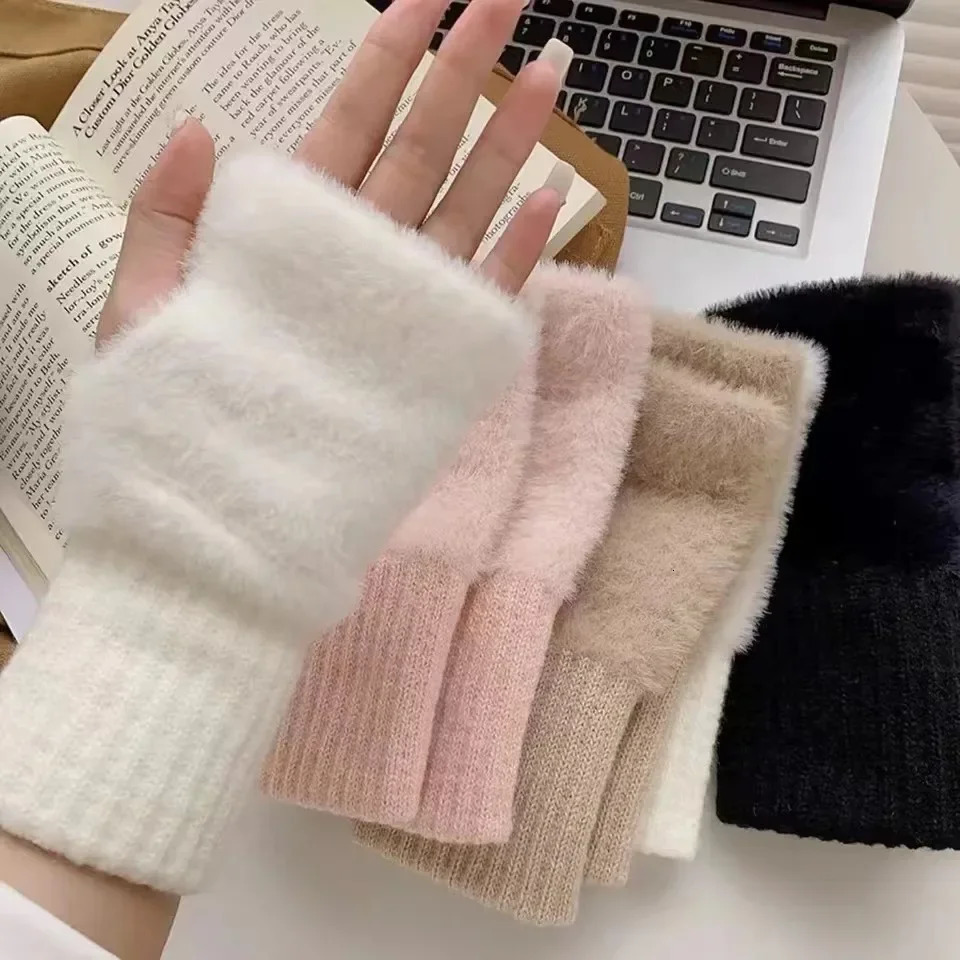 Mink Fleece Half Finger Gloves for Womens Soft Winter Warmth Solid Color Plush Knitted Fingerless Gloves 250724
