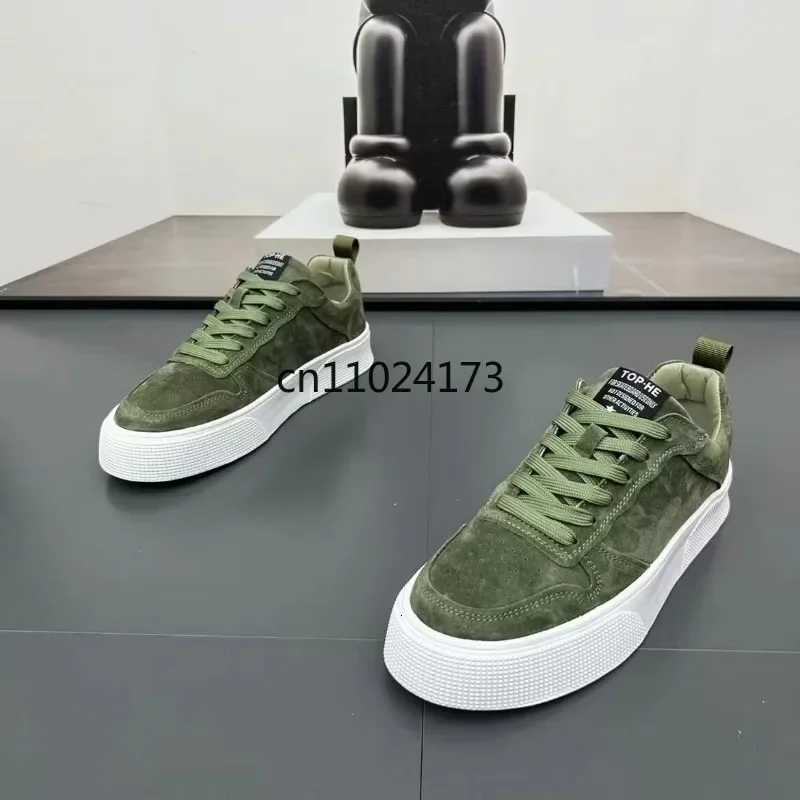 2025 Spring New Mens Leather Casual Loafers Comfortable Skateboard Shoes Flat Shoe Versatile Men Sneakers Tennis Masculino Y250728