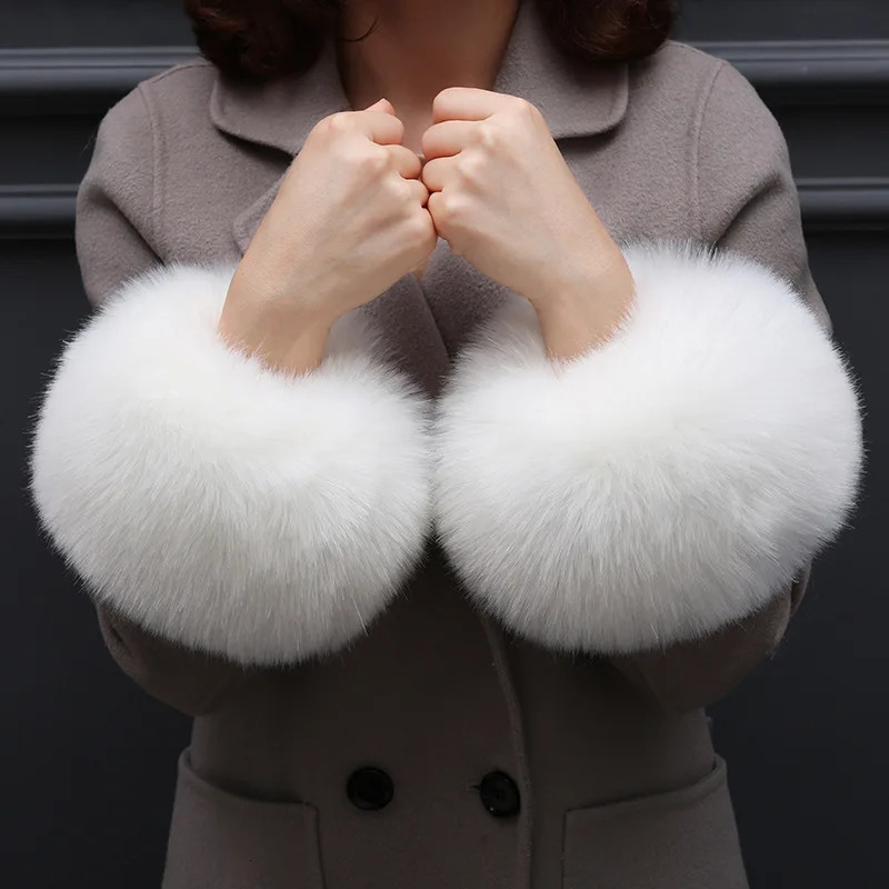 Warm Faux Fox Fur Cuffs for Women Winter Arm Warmer Elastic Wrist Cuff Fur Sleeves Gloves Soft Plush Faux Fur Bracelet Wristband 250724