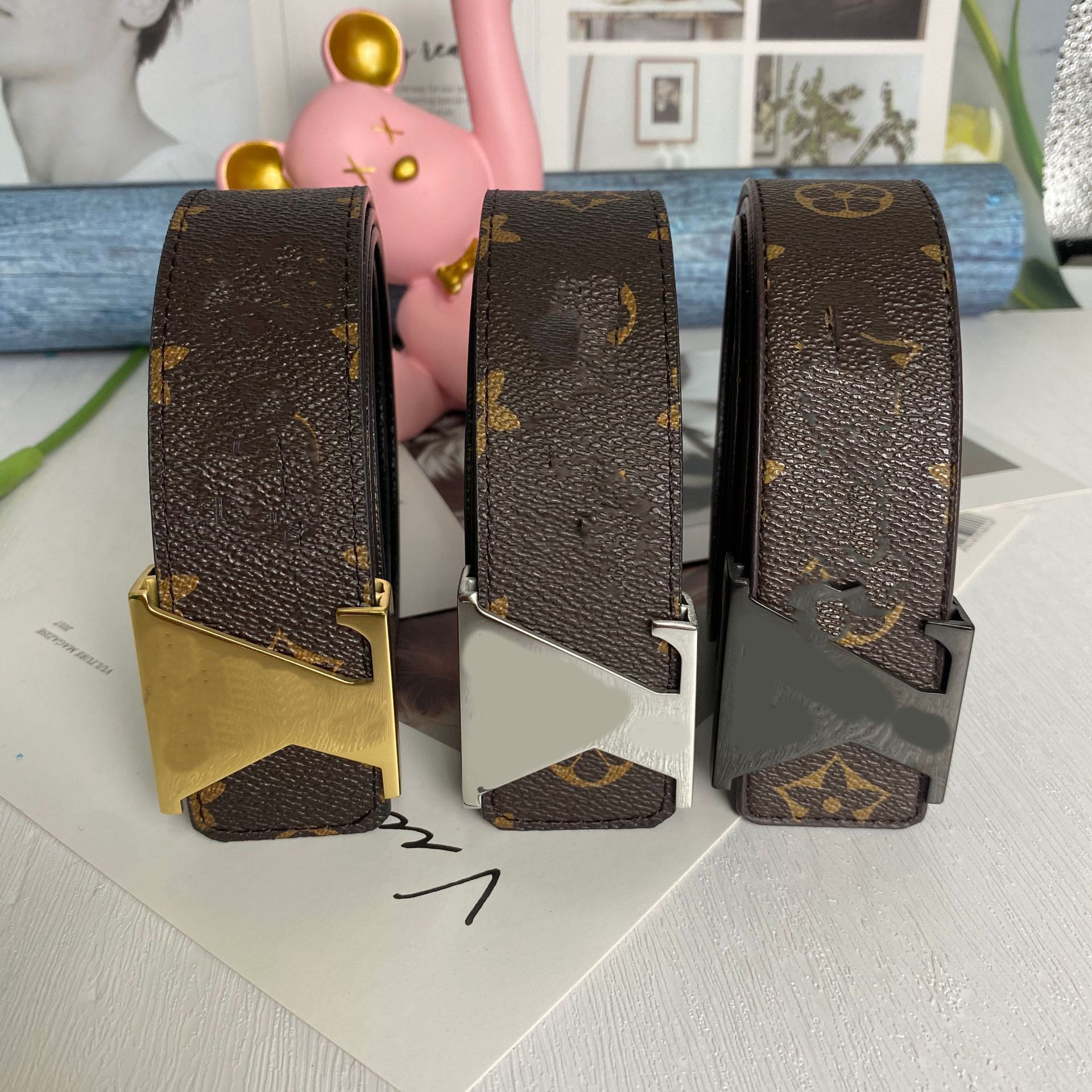 Designer brand letter buckle belt Amirbelts belt men's and women's fashion gold buckle silver buckle belt high quality fashion belt