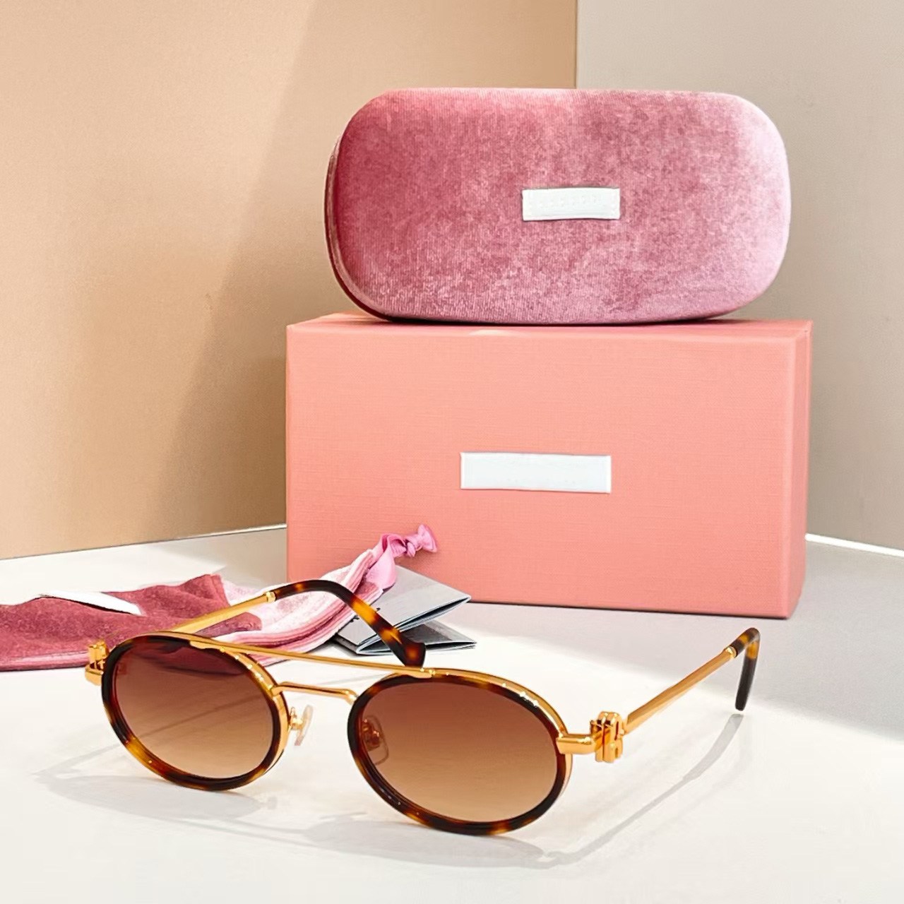 Designer sunglasses for women's and men's sunglasses men sunglasses high quality oval frame sun retro small round sunglass new product UV4