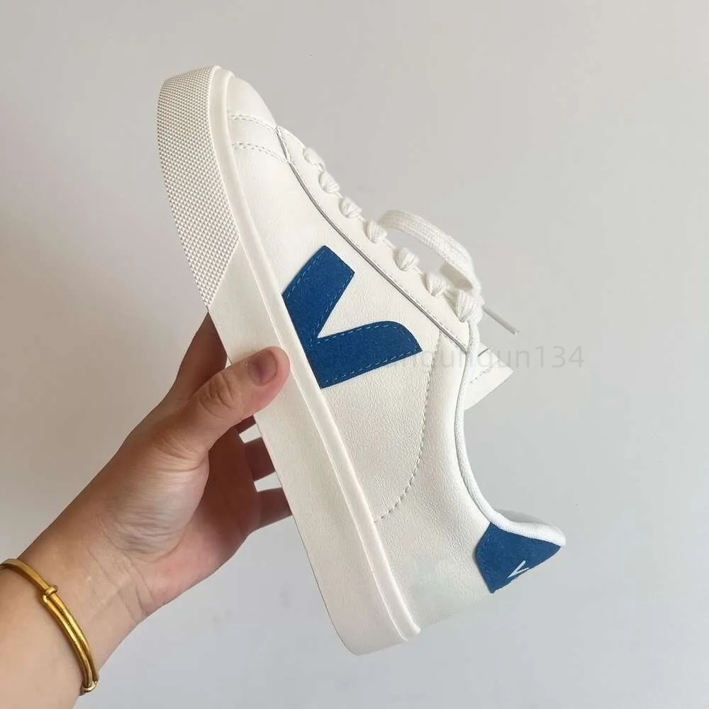 2024 New Shoes French Brazil Green Low-carbon Life V Organic Cotton Flats Platform Sneakers Women Casual Classic White Designer Shoes Mens Loafers 3