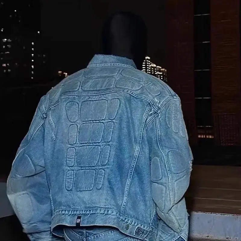 Y2k Jackets Hip Hop Gothic Patchwork Denim Jacket Men Washed Retro Ripped Loose Winter Jacket Men Solid Color Streetwear 250818