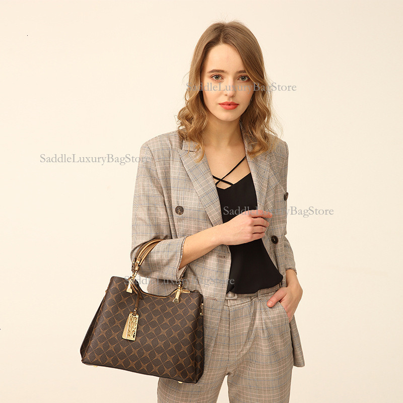 New Temperament Women's Business Handbag Free Shipping Designer Luxury Soft Leather Shoulder Crossbody Bag Mother Bag Pressure Flower Tray Spec