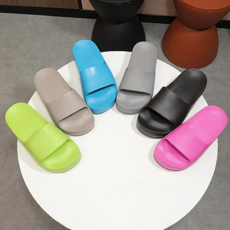 Summer Women Slippers Designer Sandals Front Strap Flat Mules Comfortable Sliders Black White Fuchsia Green Woman Mens Shoes Size 35-42