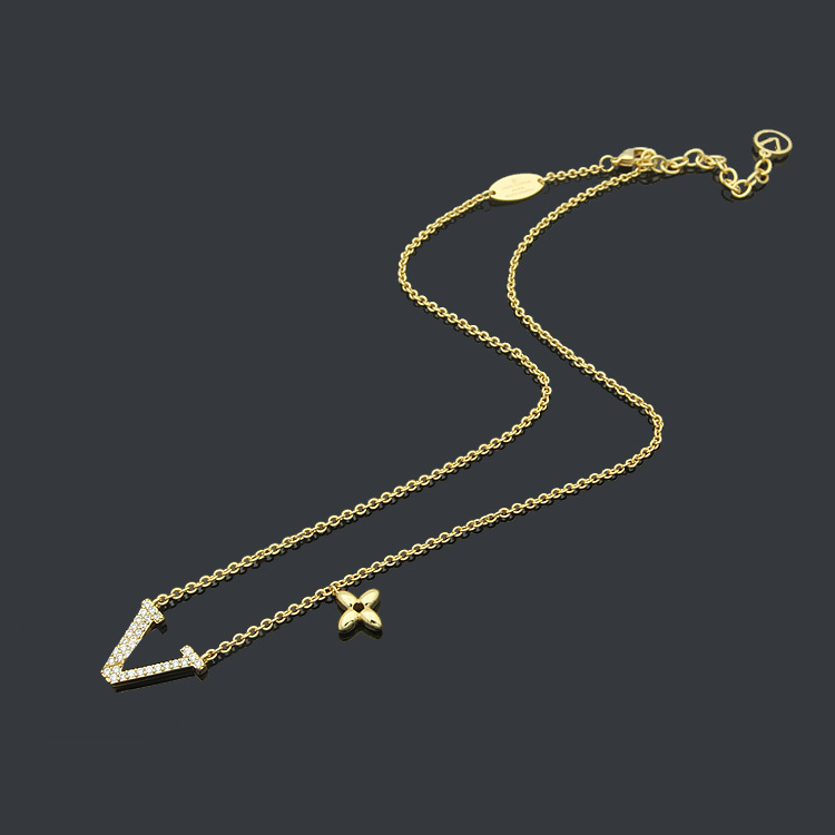 Colliers de créateurs Lettre Diamant Pendentif Colliers Bijoux De Luxe Chaîne Or Rose et Argent Colliers Charme Cristal Amoureux Cadeau
