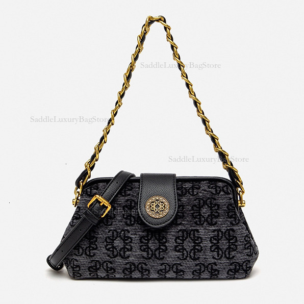 Free Shipping Designer New Women's Luxury Mini Handbag Dumpling Bag Retro Fashion Embroidery Single Shoulder Armpit Bag Casual Crossbody Bag Mo