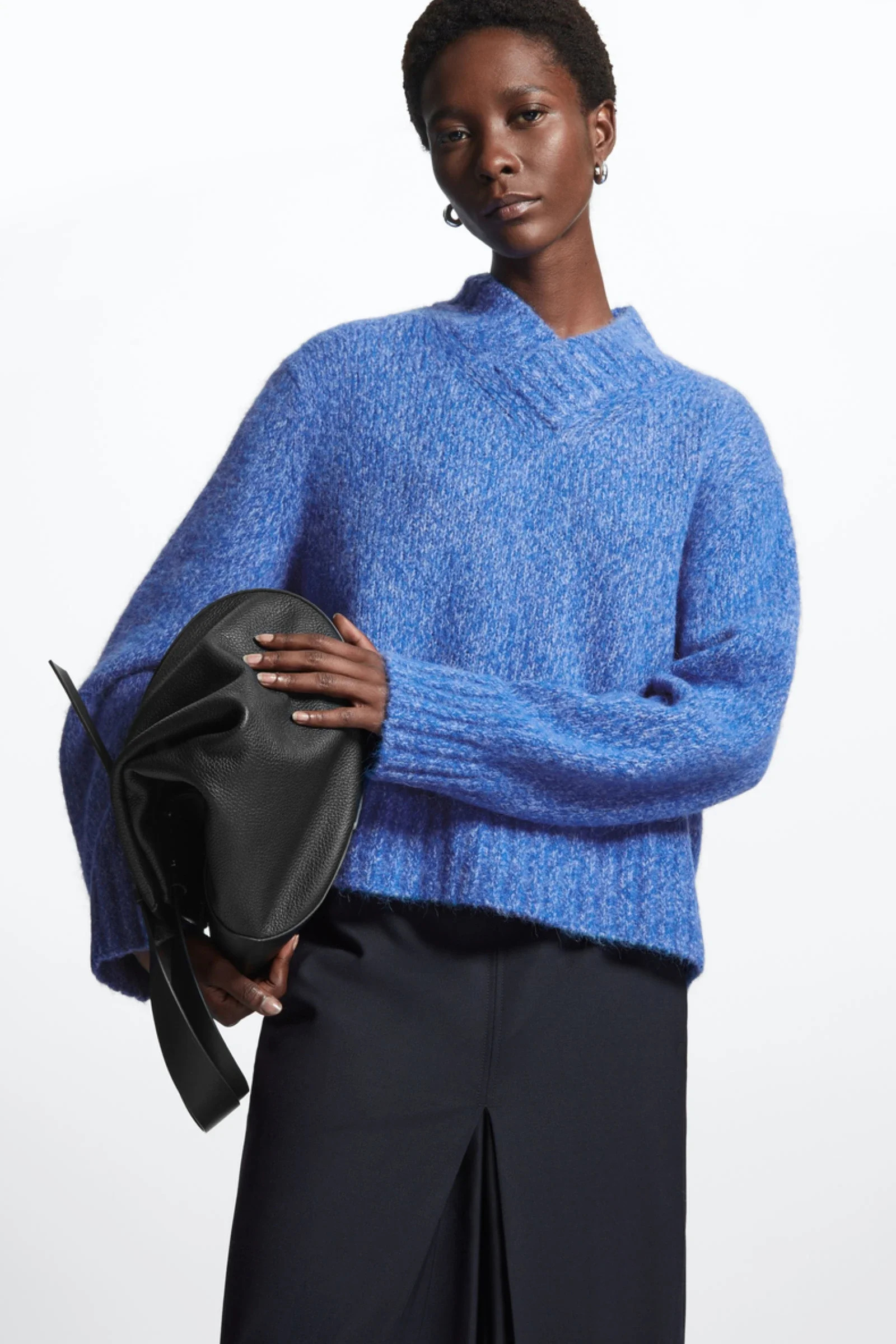 Ethereal costume cos winter style of Ladies casual fashion standard style semi-high V-neck wool blend sweater 250730