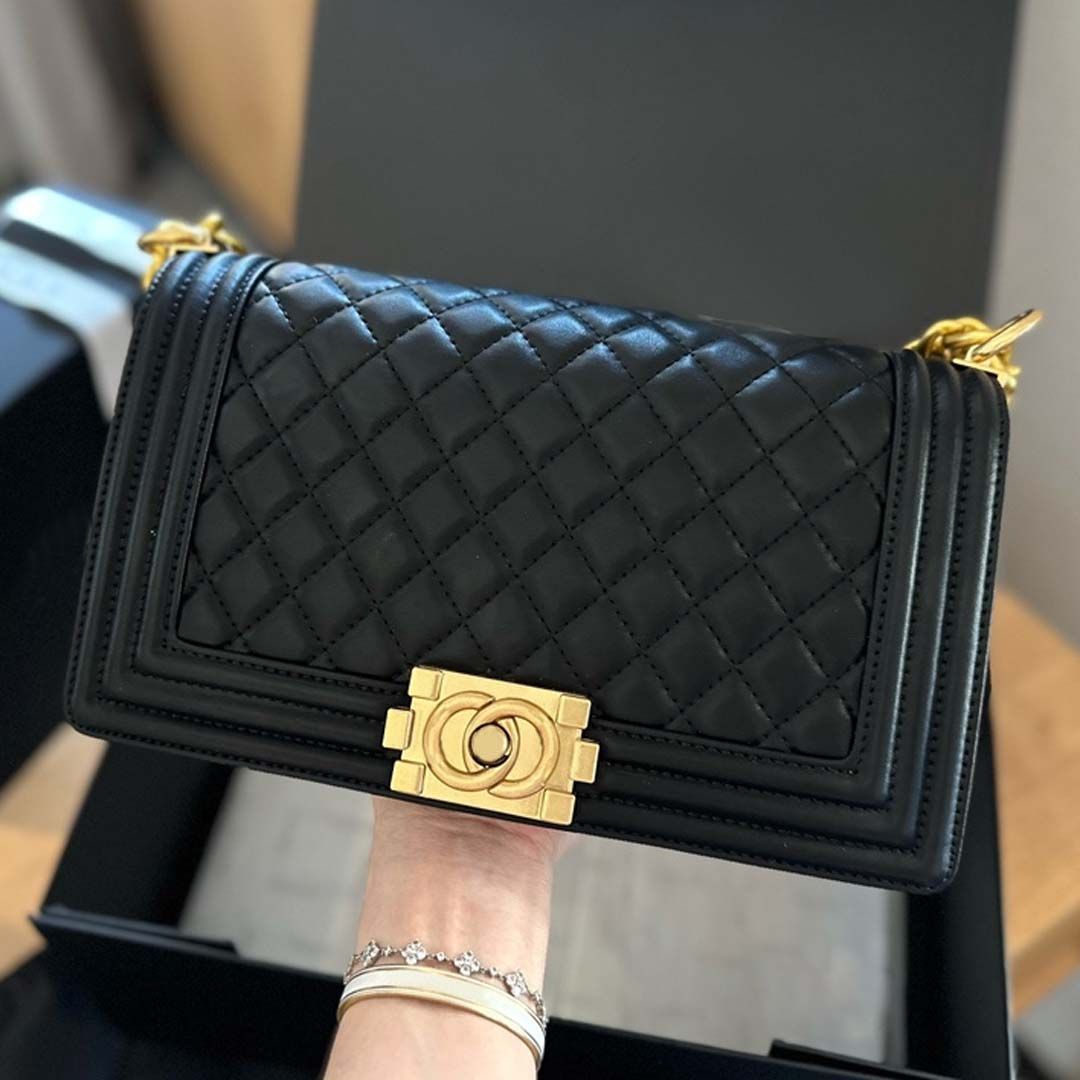Designer Bag Caviar Patterned Chain Crossbody Bag Luxury Shoulder Bag Handbag Chain Bag High-quality Calf Leather Flap Small Square Bag Classic Bag