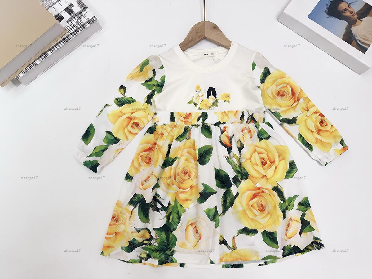 Top girls dress Round collar princess dress kids designer clothes Multi-color printing autumn partydress baby skirt A222X06N050-image-1069101195