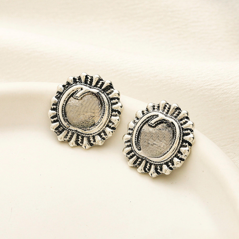 Marque de luxe lettre Stud femme classique Vintage boucles d'oreilles en argent bijoux de créateur femmes accessoires cadeau de fête de mariage