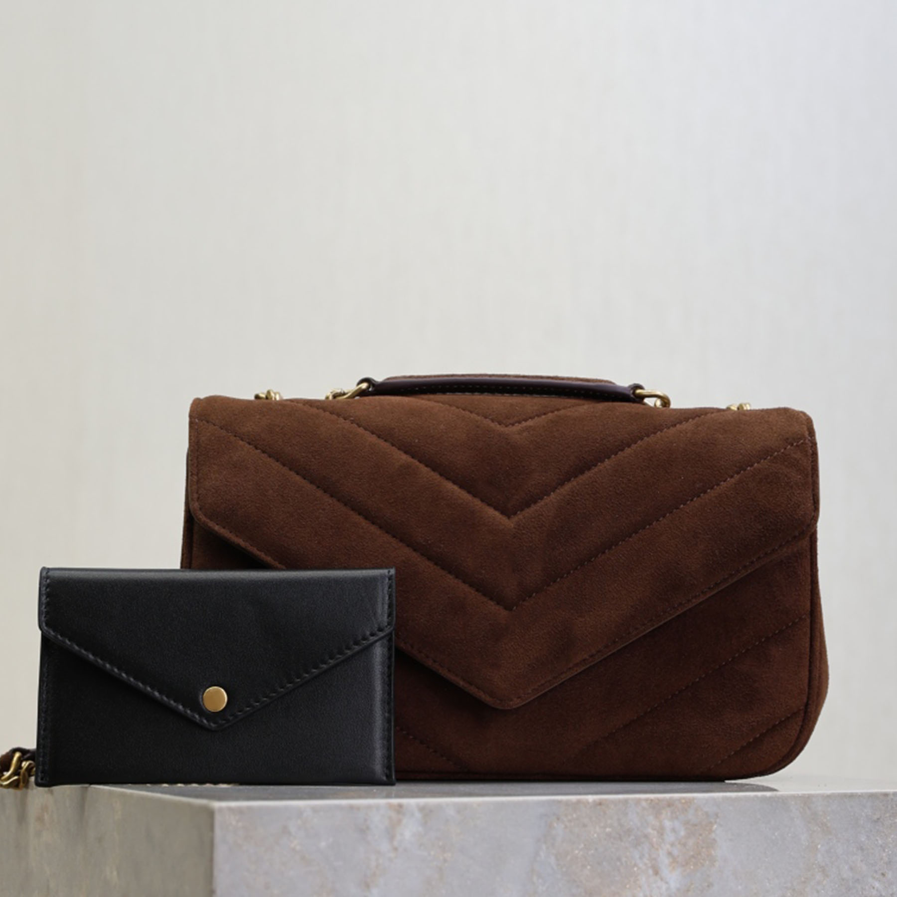 Nouveau 10A Sac à bandoulière en daim Designer de luxe Sac à bandoulière en cuir véritable souple Doublure en coton Sac à main Fermeture magnétiq