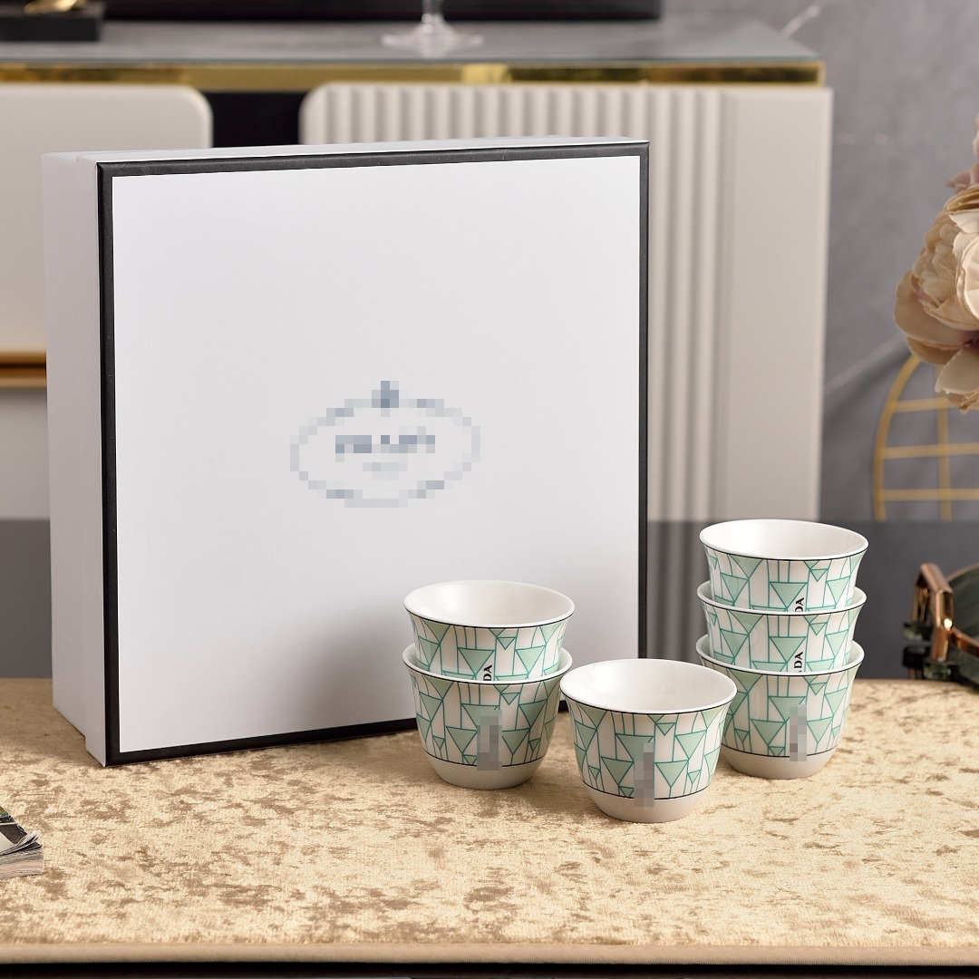 Chic American-Style 80ml Ceramic Coffee Cup, Sleek Design with High-Quality Craftsmanship, Perfect for Espresso, Tea, or Morning Coffee Rituals