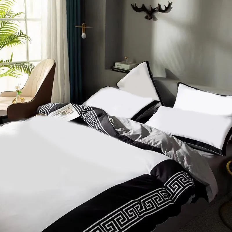 46AU(3) Elegant Silk Fabric Mattress Protector - Luxurious Soft Touch Finish-image-1109735532